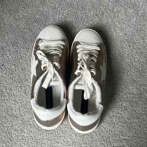 STEVE MADDEN Gold Star Sneakers